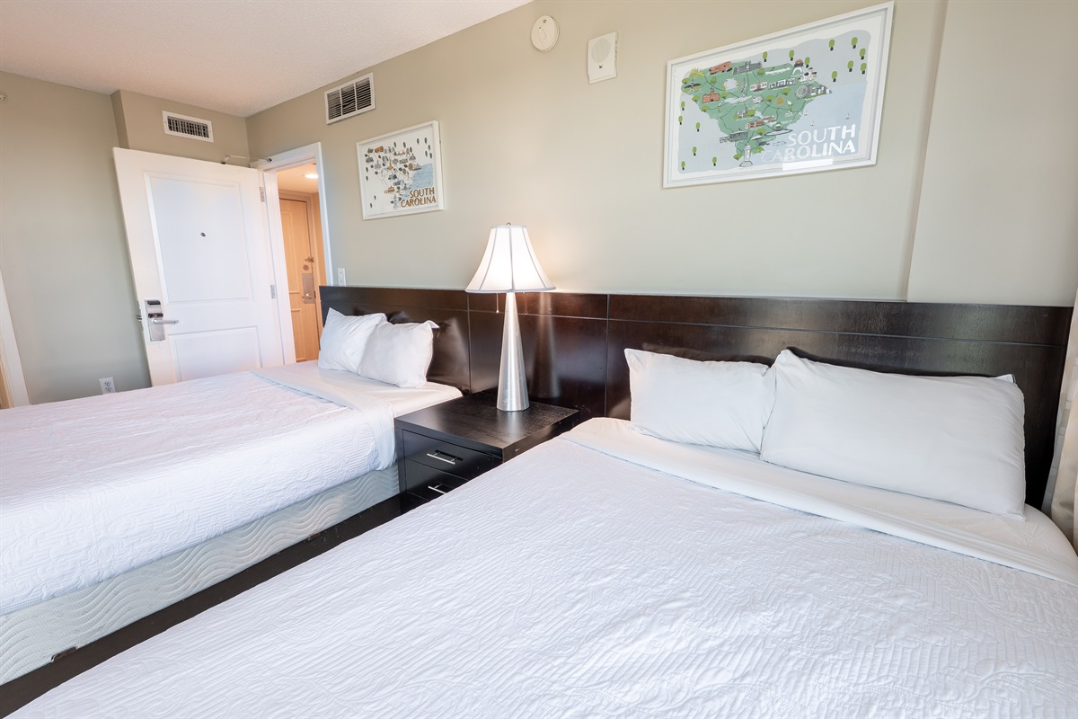 Room with Stunning Views🌊☀️