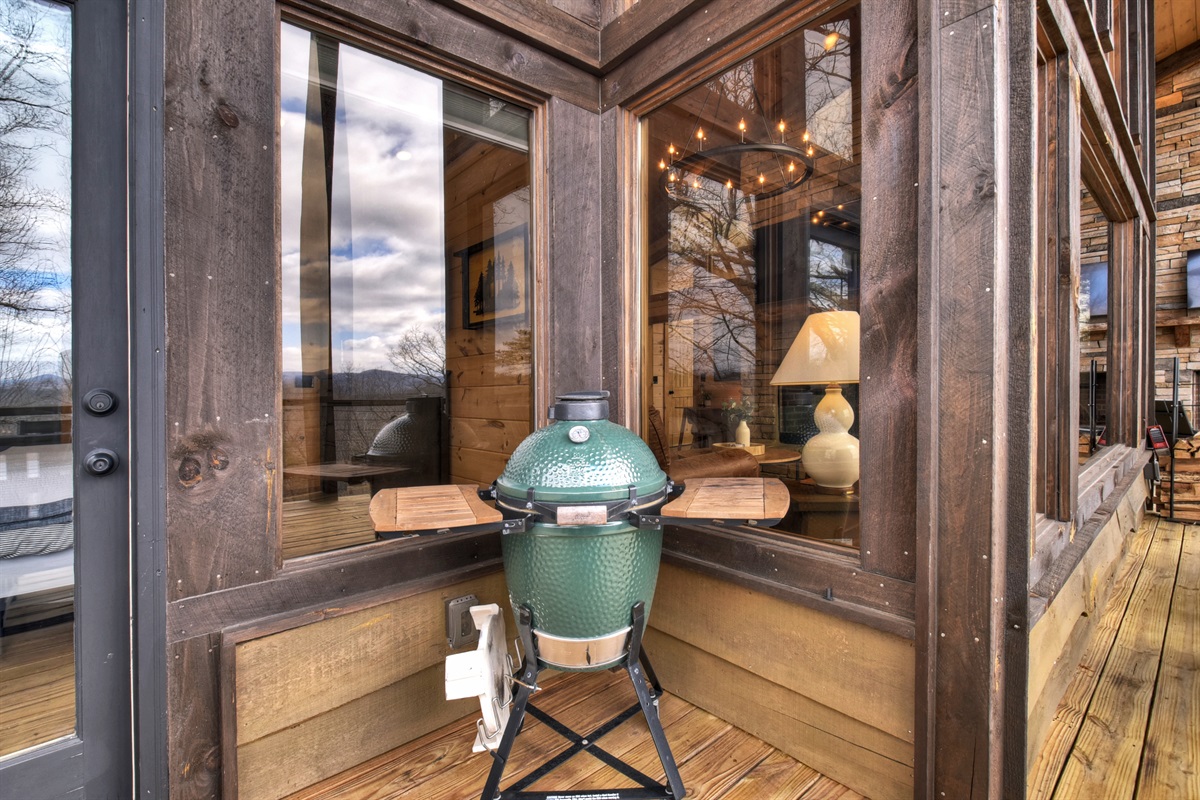 Green Egg on Upper Deck
