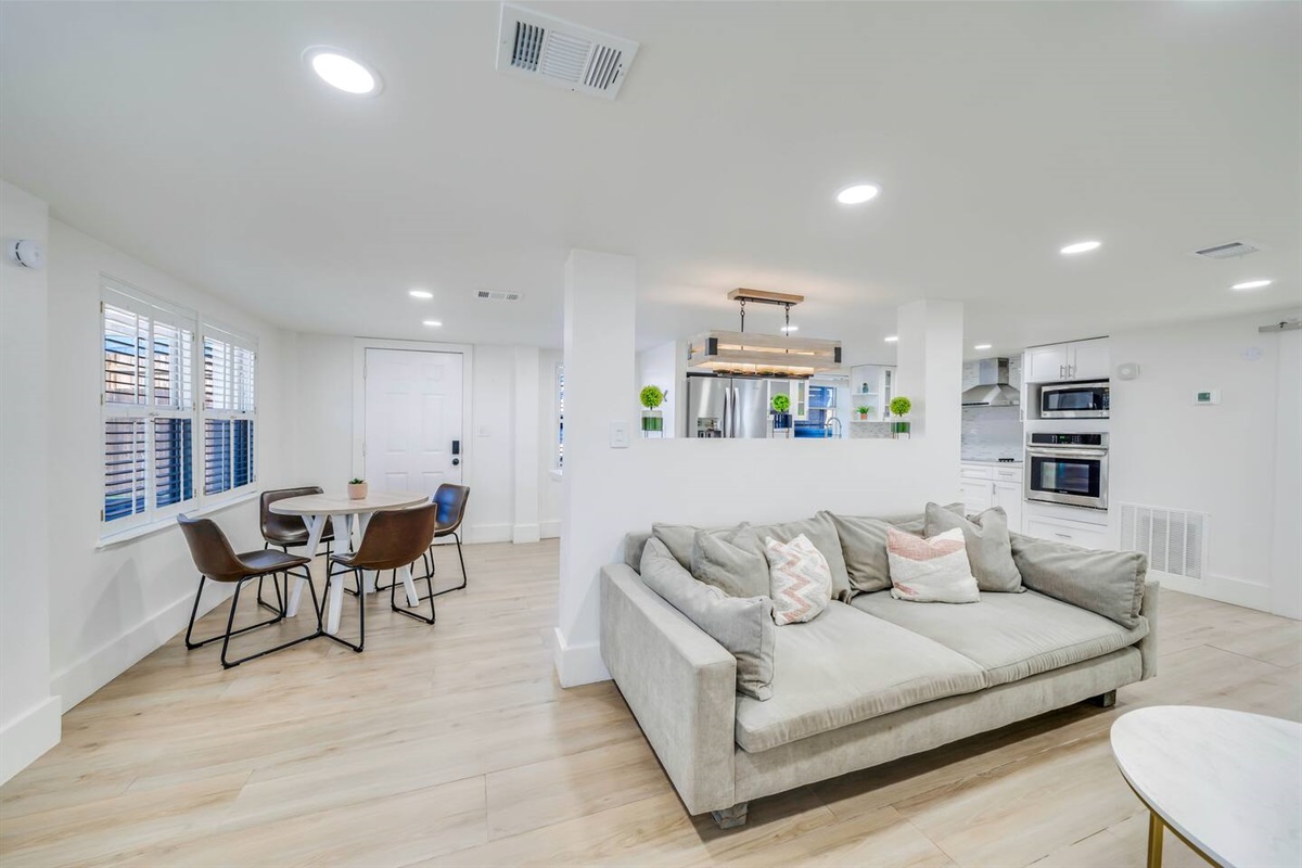 Catching Rays | Photo 9