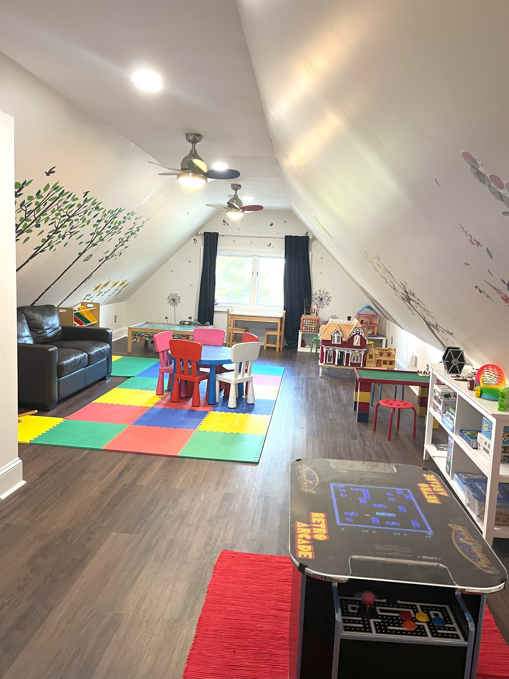 Main House: Children's Playroom