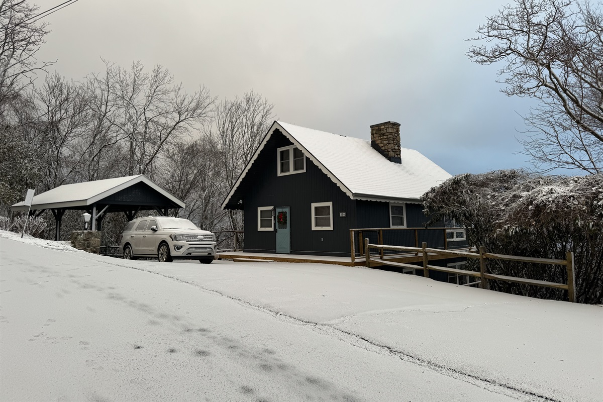 Snow is more likely at 4,000 feet of elevation. WishYouWereHere7Devils shows off on its snow days! Come ski, snowboard, ice skate, snow tube, snowshoe, and many other fun winter activities that are all nearby - whether we have snow or not! Views too!