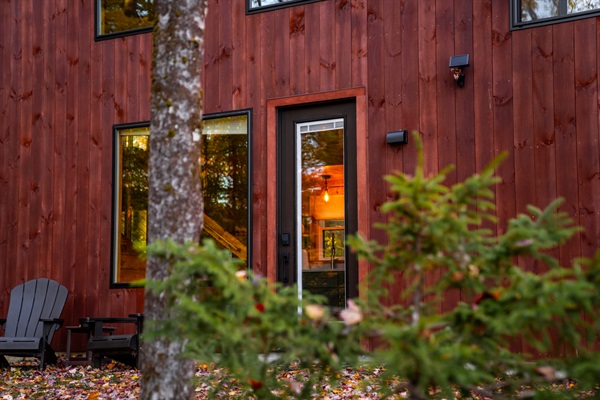 Rustic-Chic. Secluded. Spectacular.