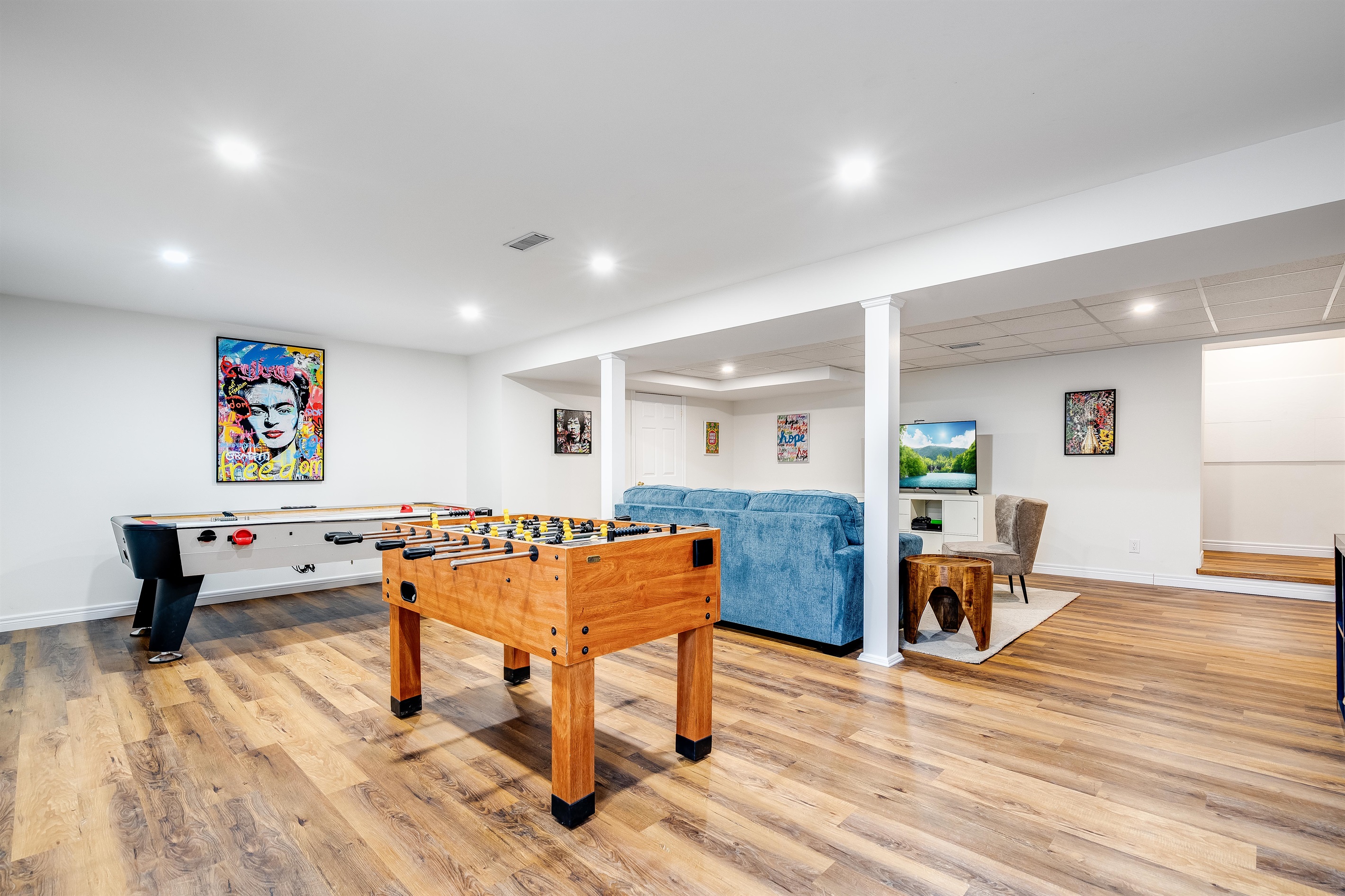 Horizen Game Room 