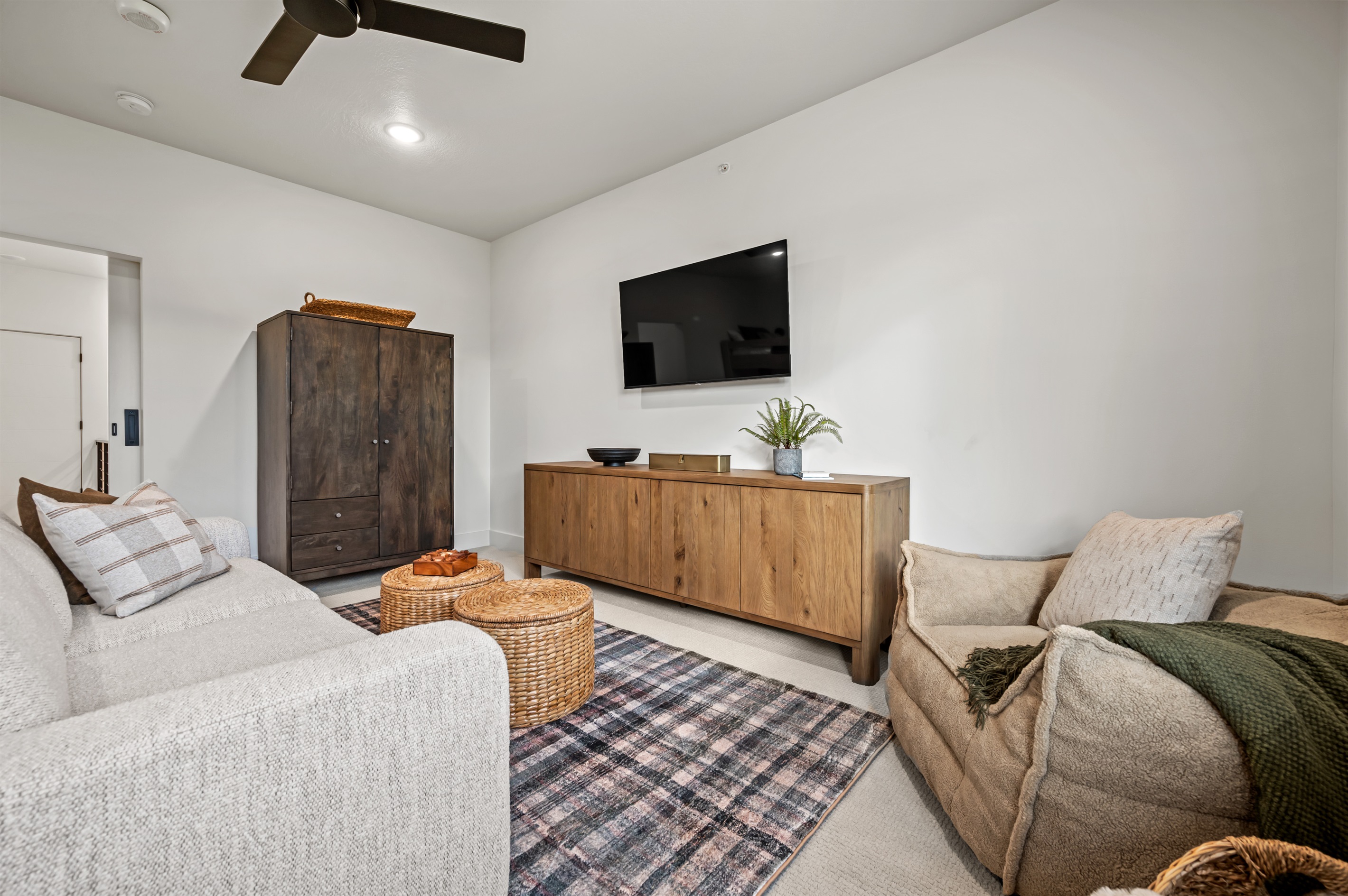 Enjoy a flat-screen TV, and natural textures that create a warm, stylish retreat for downtime.