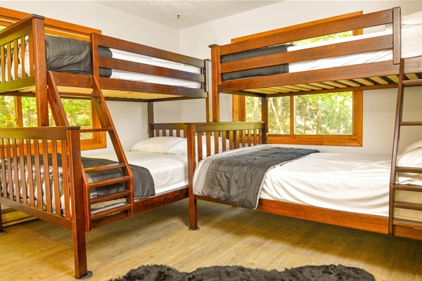 Sleeps 6 with 2 sets of twin over full bunkbeds.