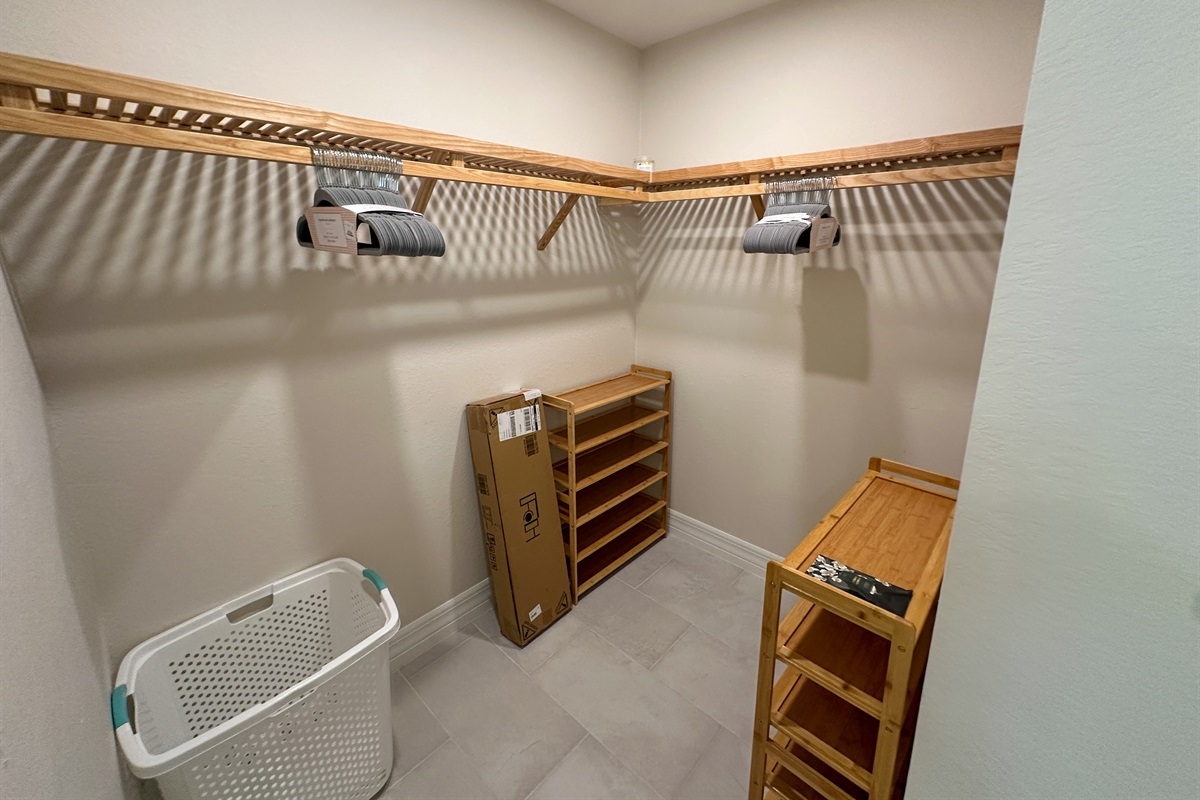 Primary Ensuite Closet