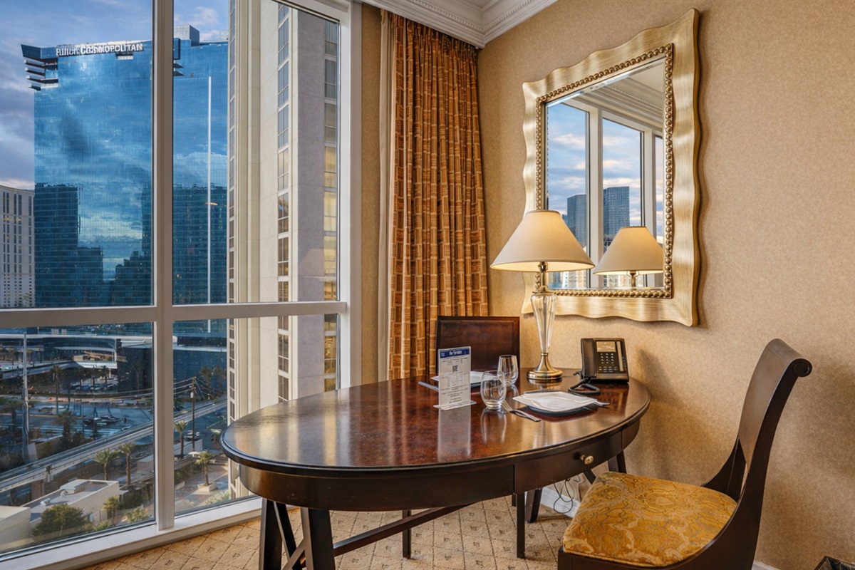 Enjoy your morning coffee or a romantic dinner with a gorgeous backdrop of the Las Vegas skyline.