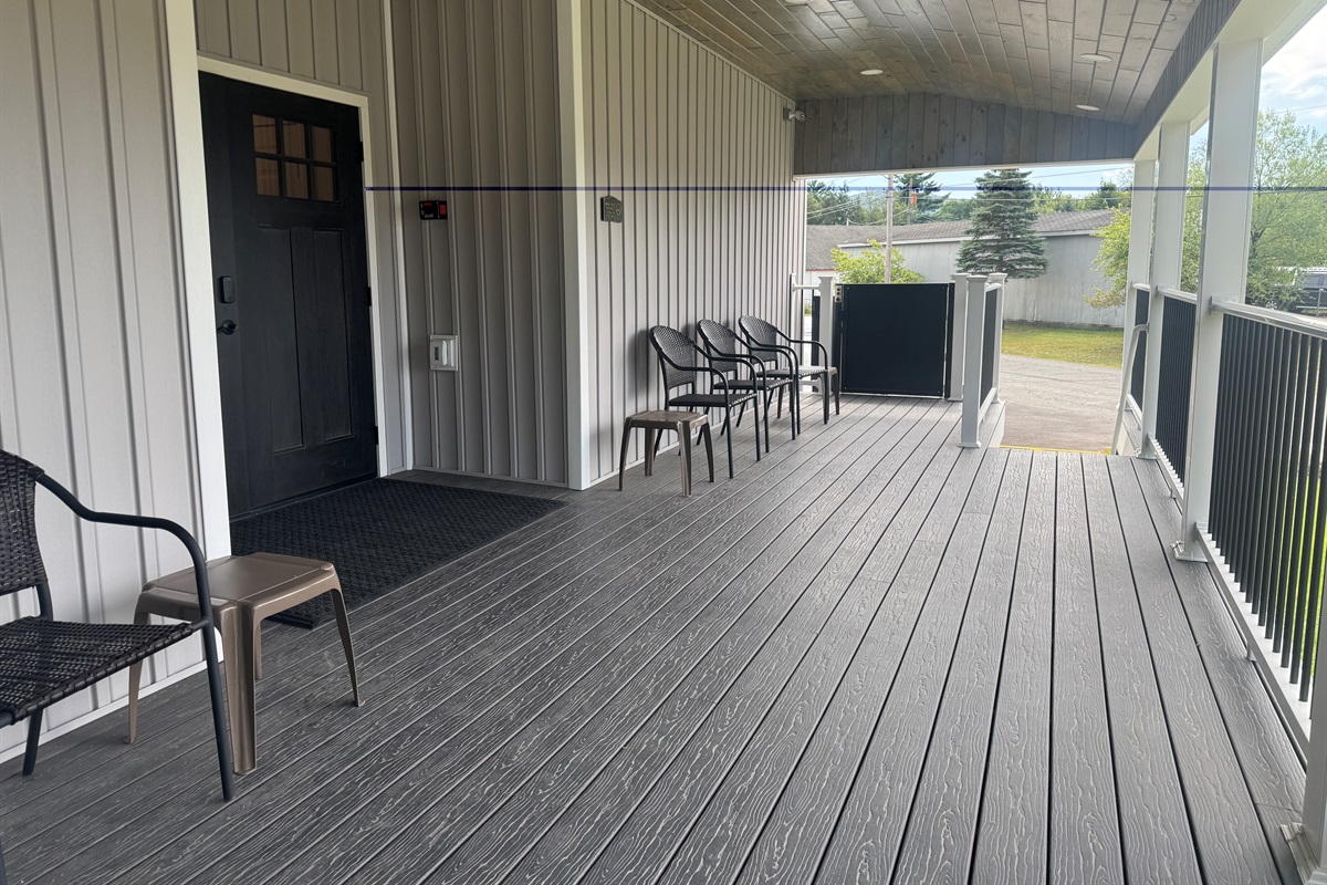 Coverd front porch