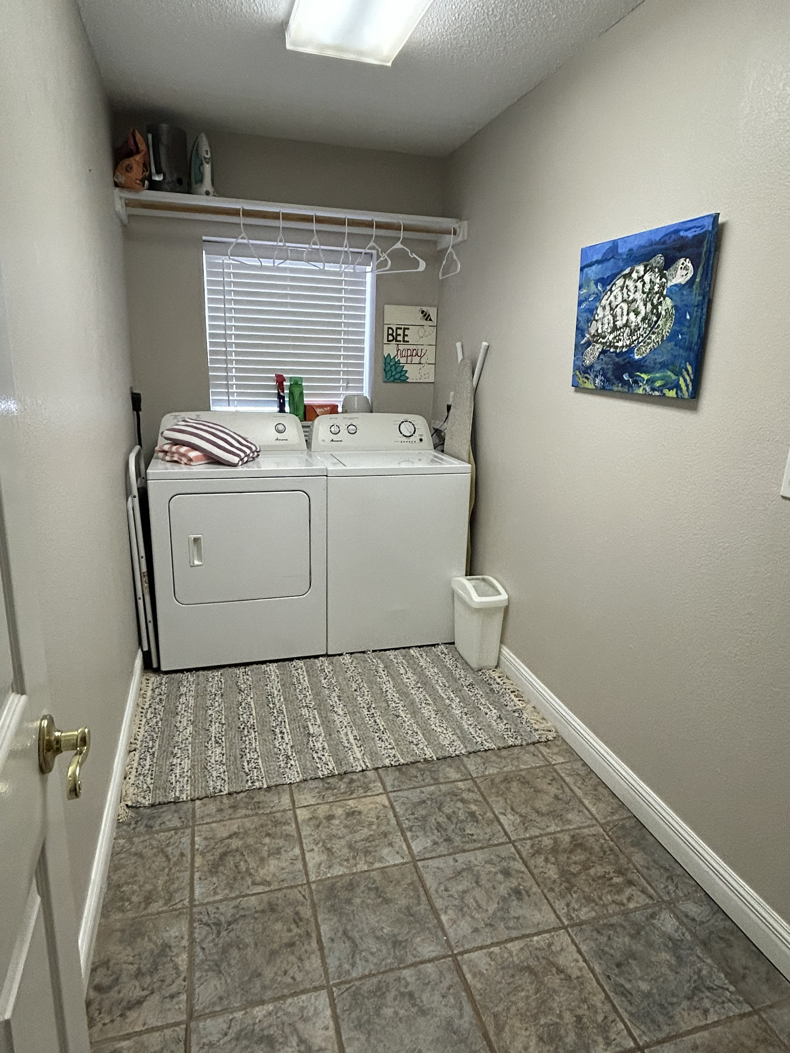 Large Laundry Area: Great for storing all the extra luggage or gear or a great area to put your pets kennels or cages.