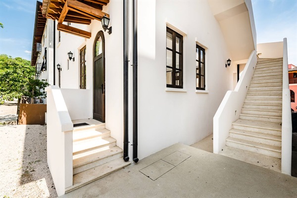 Steps from the Beach | 2BR Ground Floor Flat in Las Catalinas
