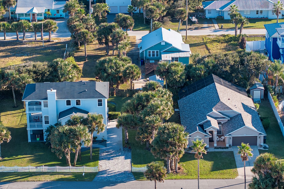 For larger family retreats, inquire about renting 2 homes side by side