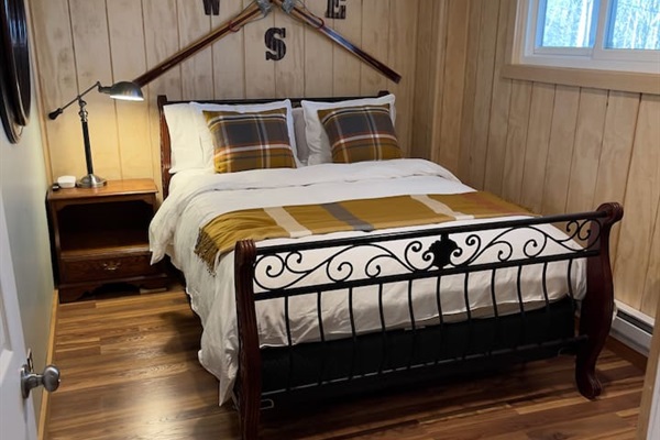Queen Bed
