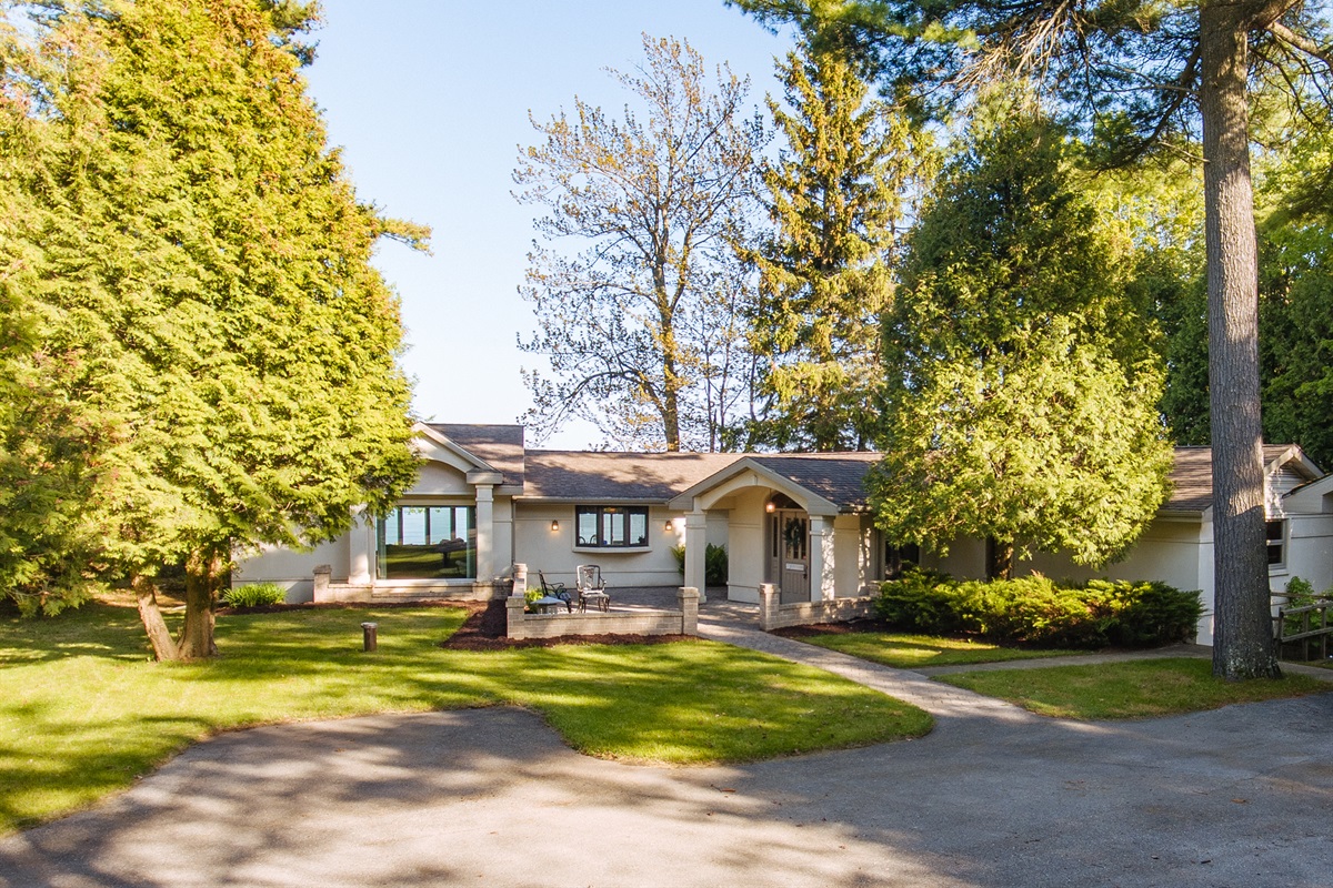 Sunrise Cove Sleeps 6 Door County Premium Rentals