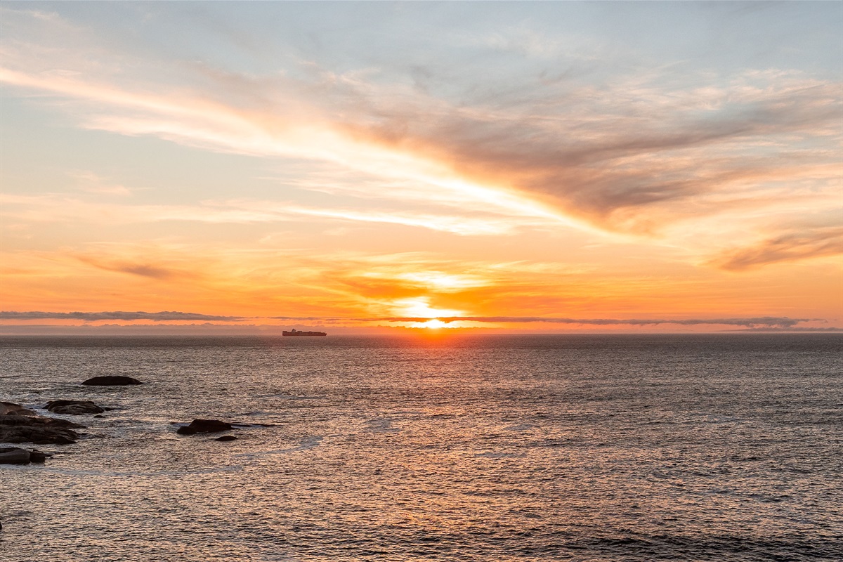 Nightly sunsets in Cape Town