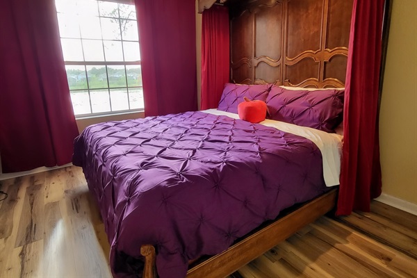 The Queen's Royal Bedchamber