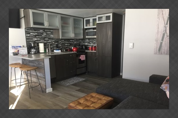 Breakfast nook next to kitchen