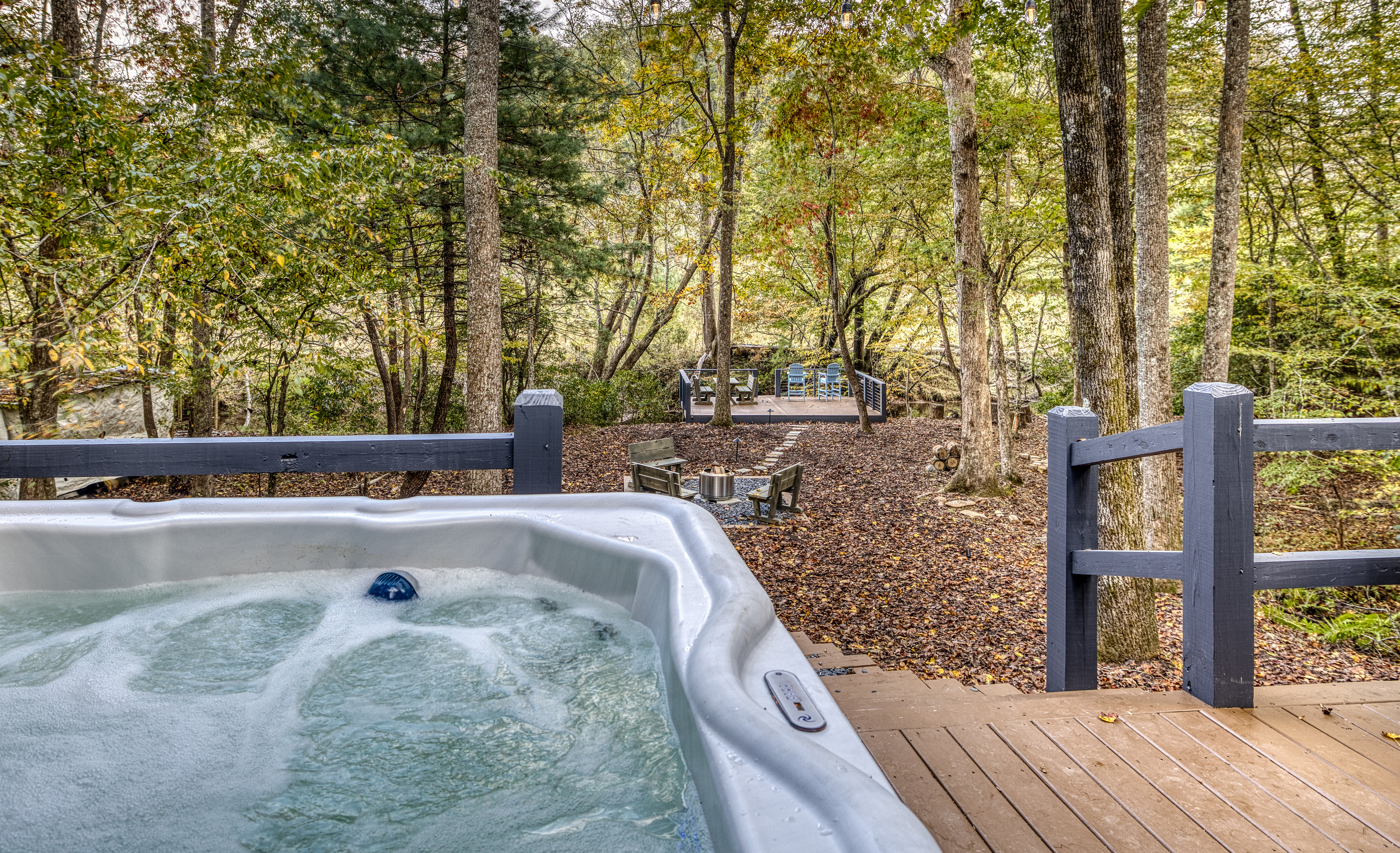 Hot tub on the deck.