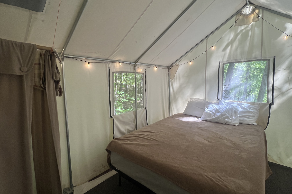 You can see the campfire from bed with the door flaps tied open