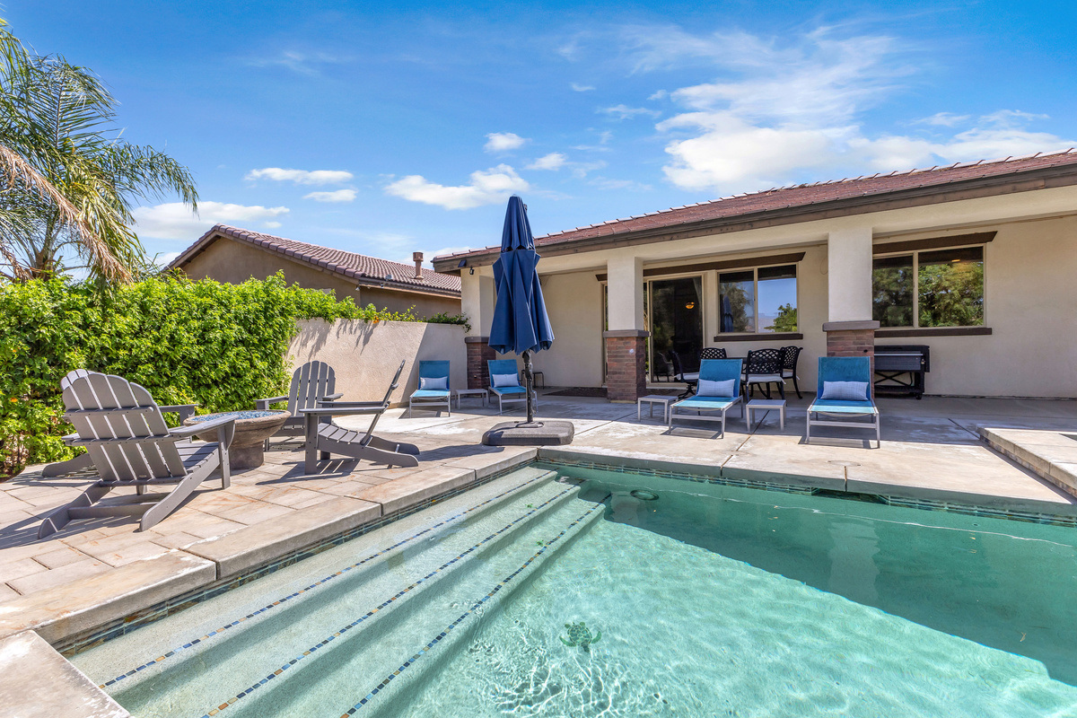 great for family gatherings by the pool