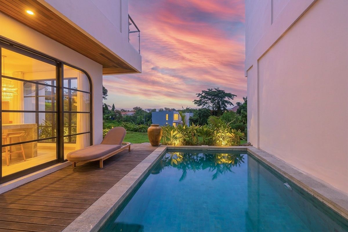 Pool area