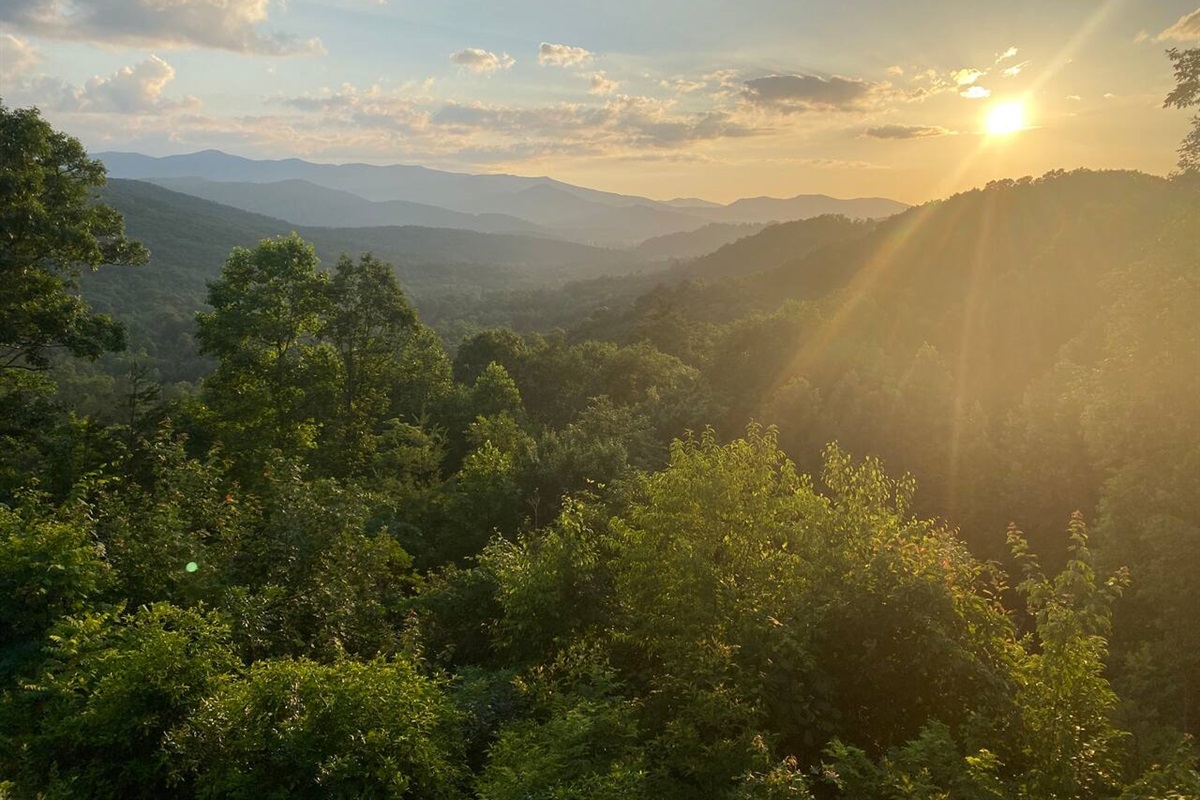 Beautiful views of Brasstown Bald, the highest point in Georgia, off to the west. 