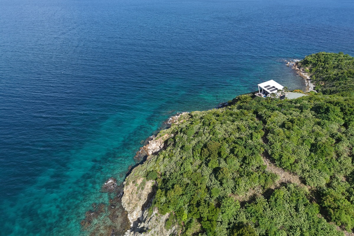 Your Villa on the Edge of the Sea