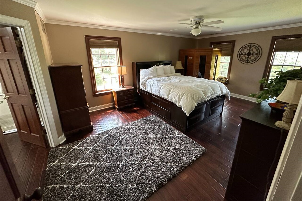 Bedroom # 1 (Master BR)- Queen size Bed on 2nd Floor