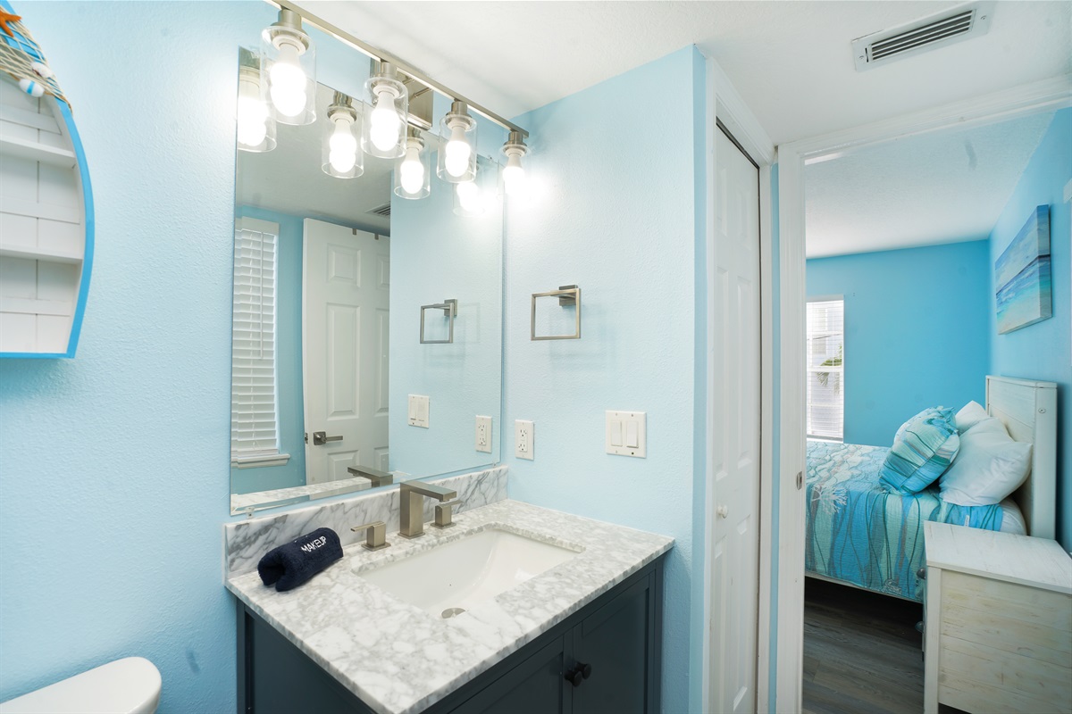 ensuite bathroom for bedroom 1