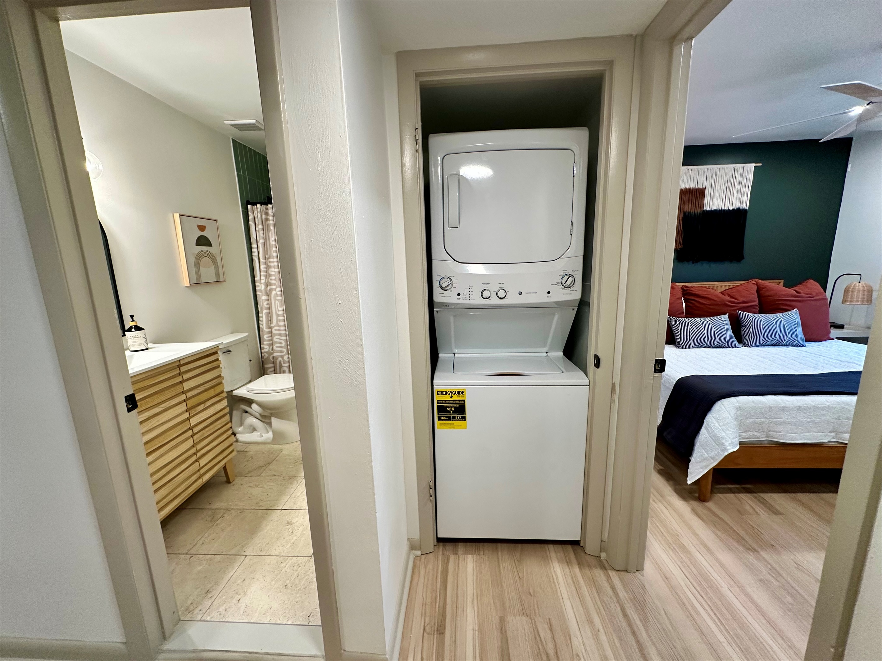 Fullsize Laundry In unit!