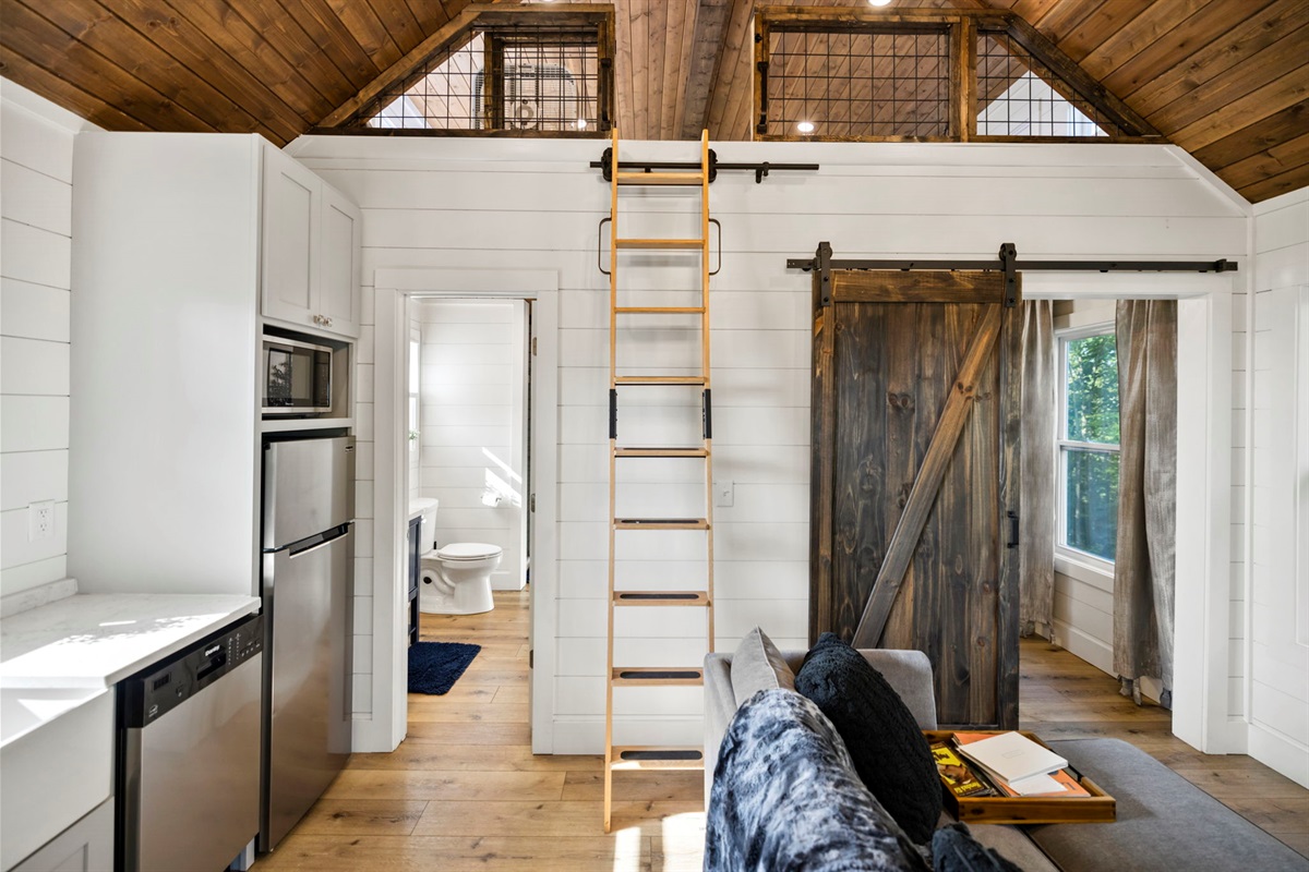 Loft ladder