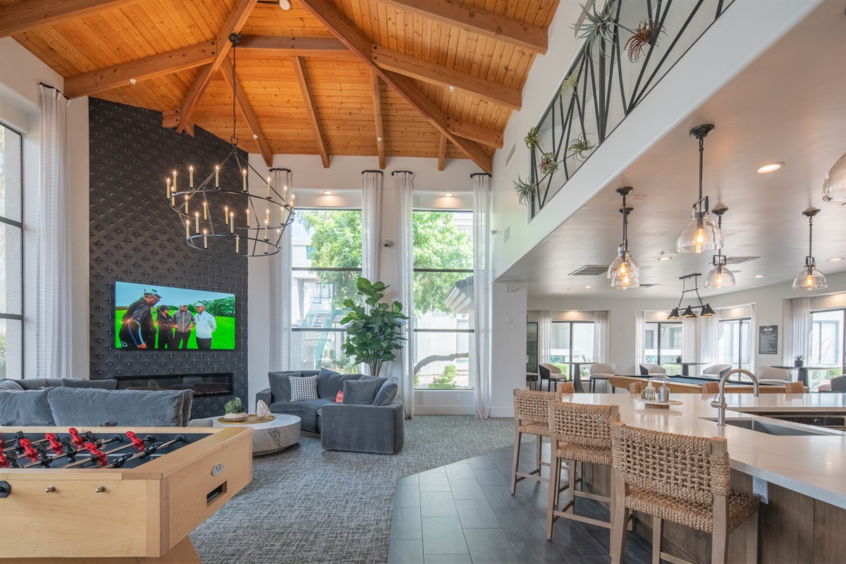 lounge game room