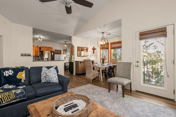 Irish Ivy Retreat | 2BR Near Notre Dame, photo 5