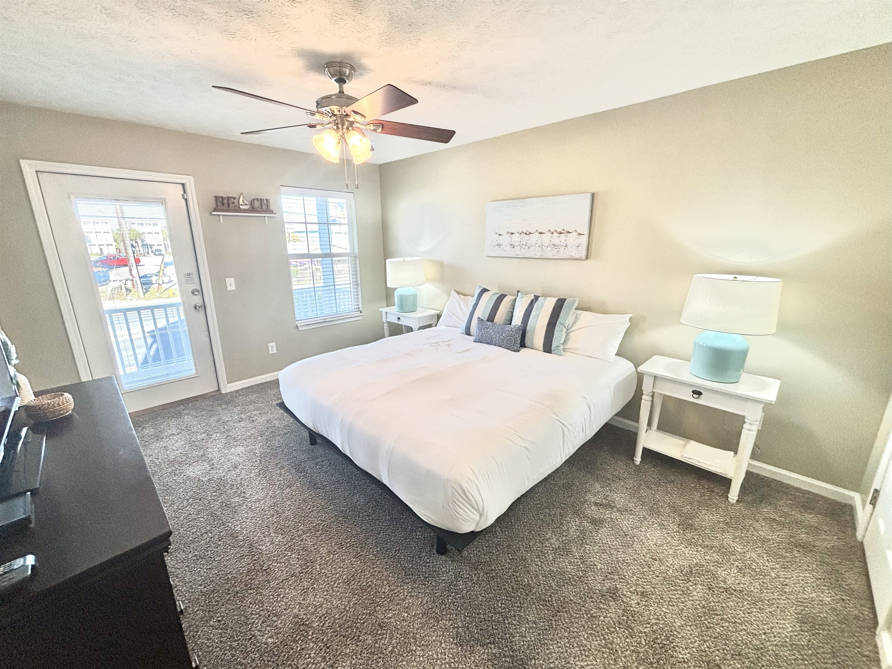 Master bedroom with private balcony!