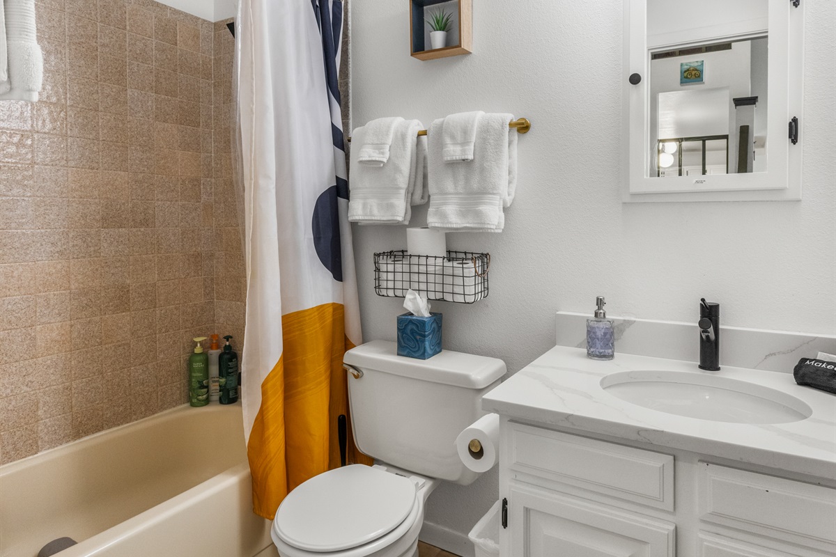 Stand alone bathroom next to bedroom 1