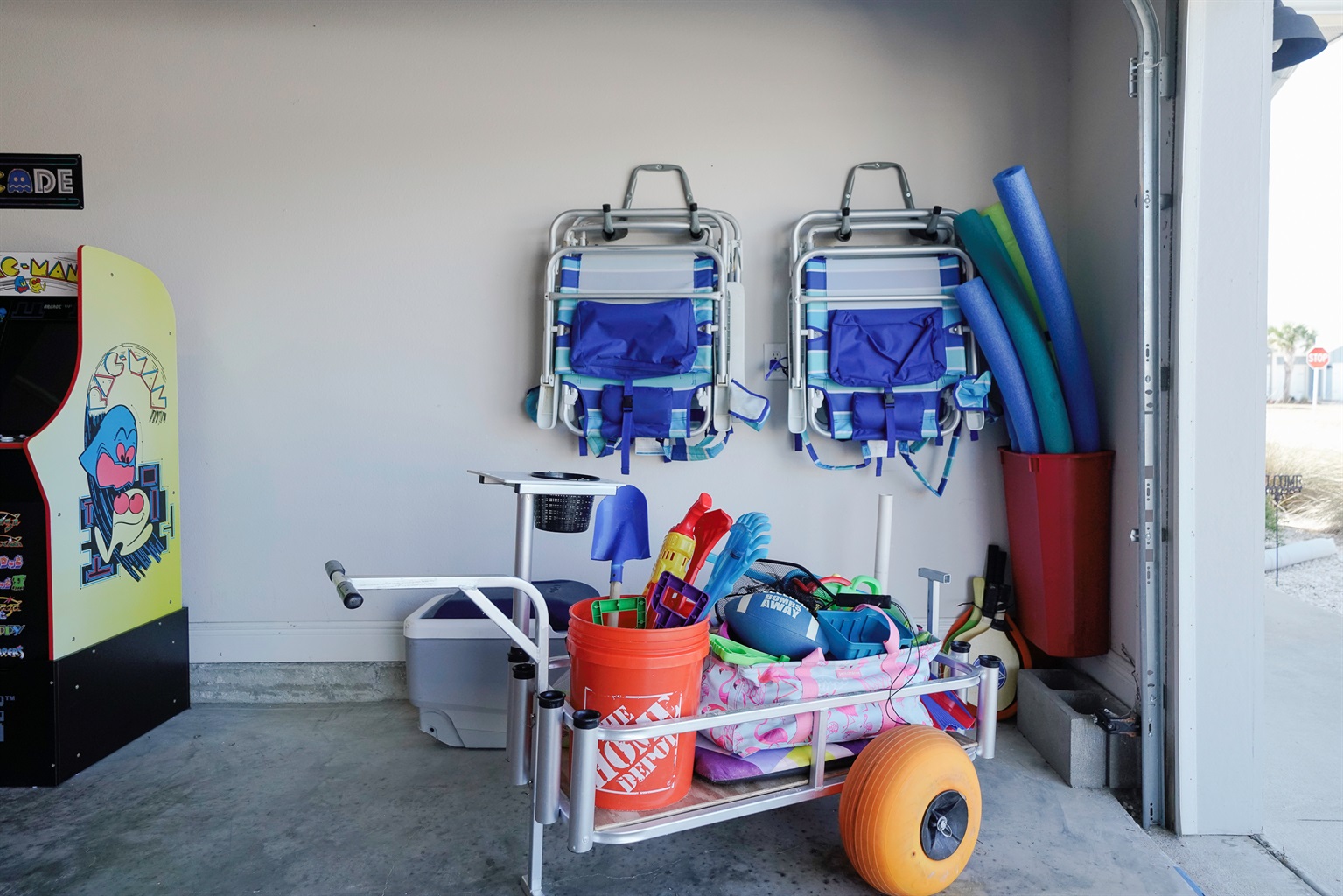 Beach chairs and gear provided at the garage for your use
