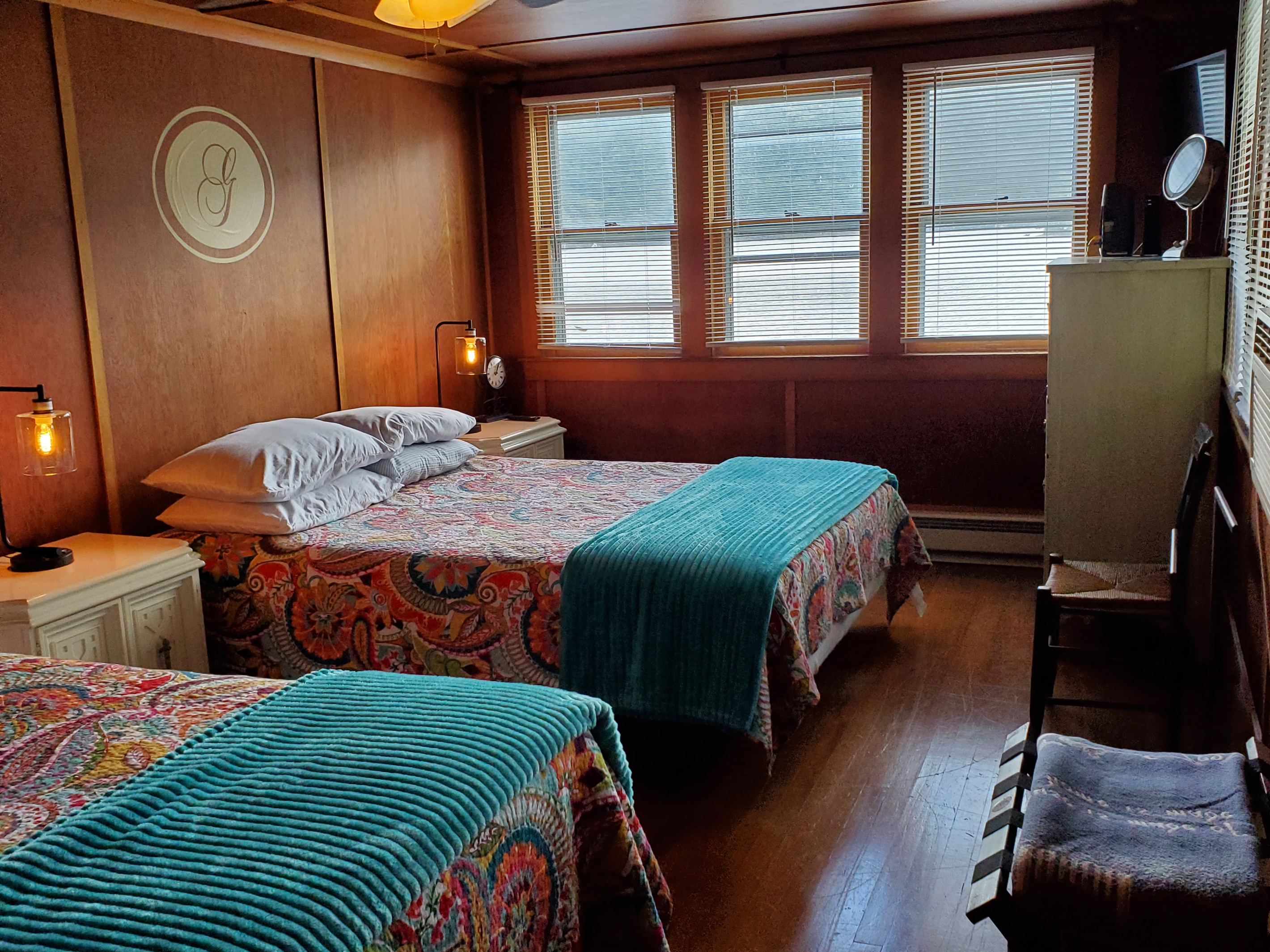 Queen bedroom #2 with two queens beds