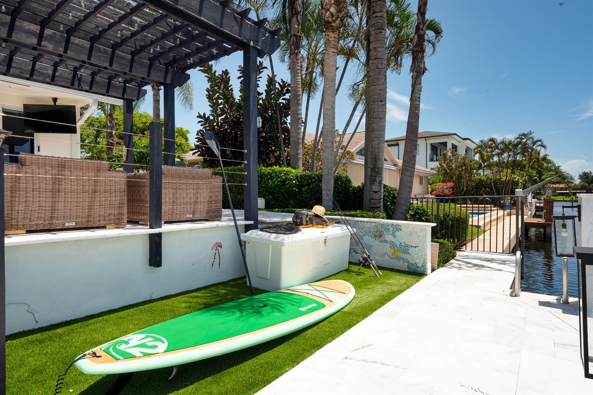 Grab some bait and spend a relaxing afternoon fishing right from your private backyard dock&mdash;fun and serenity rolled into one!