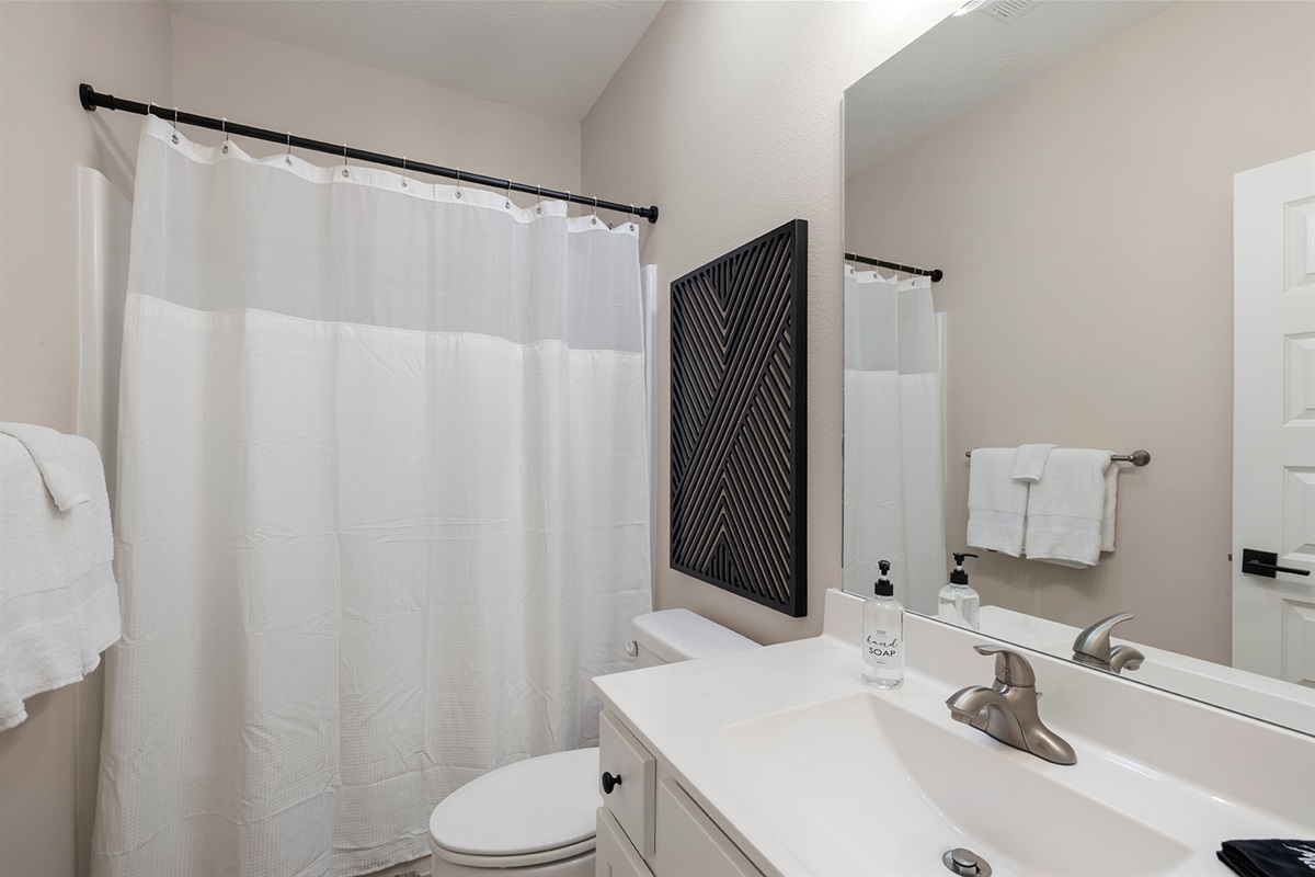 Ensuite bath