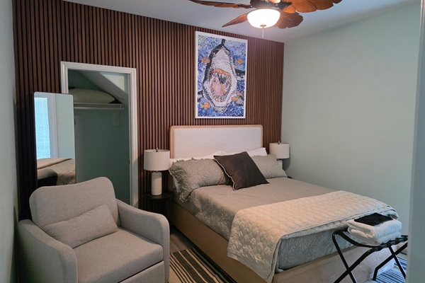 Guest Bedroom Queen Size Bed