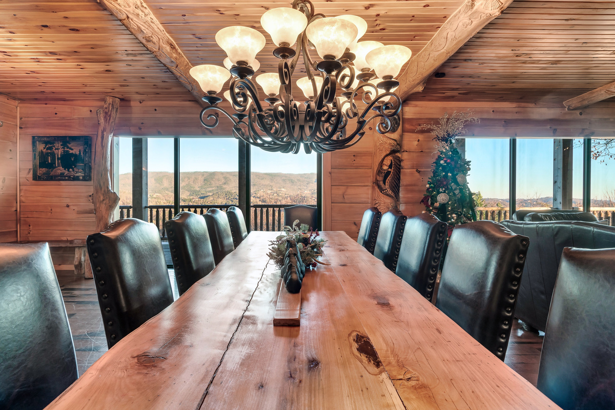 Christmas Dinner in The Smoky Mountains