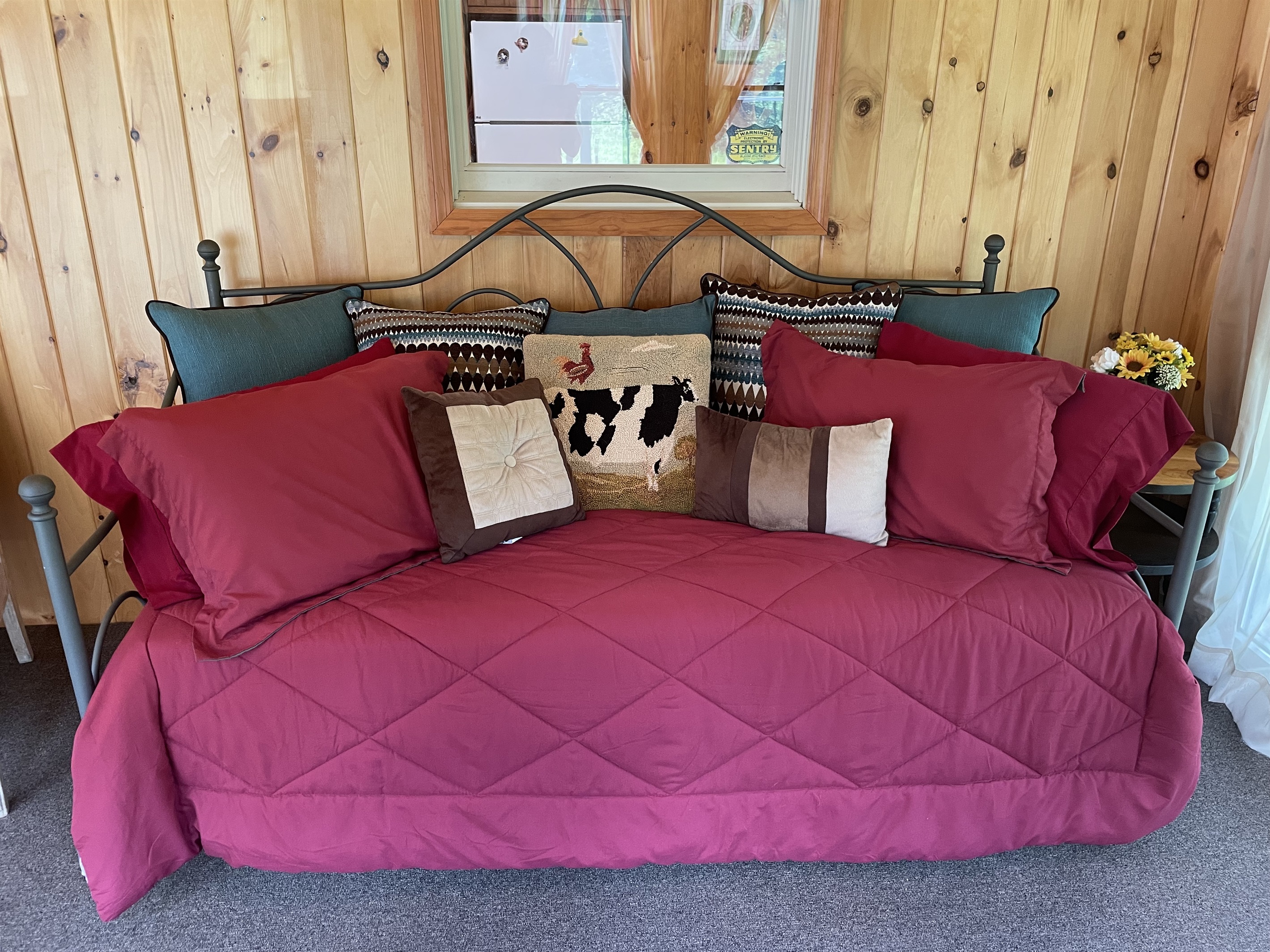 Sunroom daybed