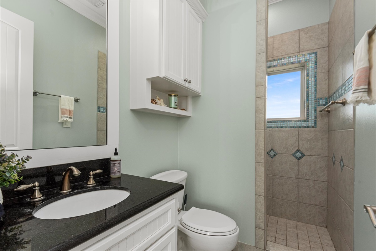 ffa6abac26d64f78a9bc9075aea60ceb Large | Beachhouse | Texas | TX | Vacation Homes | Galveston | Crystal Beach | Kokomo | Breezy Days | Beachfront Elegance | Sunrise Serenity | Southern Sands Property Management, LLC