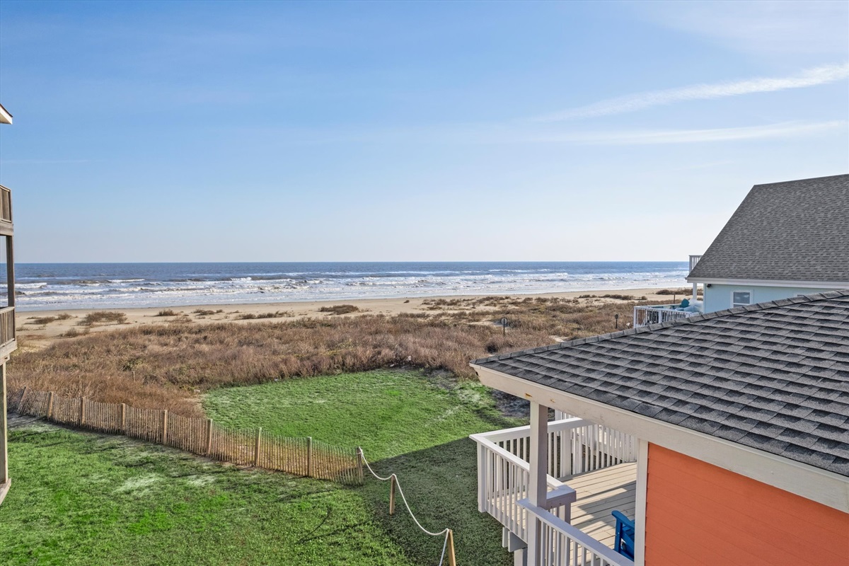 ffaffabff3774bd995e969ab63ac69ef Large | Beachhouse | Texas | TX | Vacation Homes | Galveston | Crystal Beach | Kokomo | Breezy Days | Beachfront Elegance | Sunrise Serenity | Southern Sands Property Management, LLC