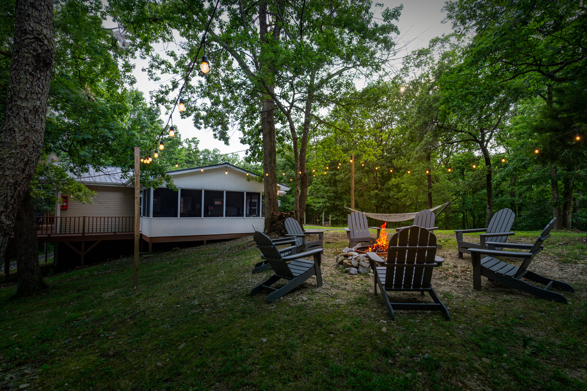 Gather around the firepit for s’mores, stories, and peaceful family evenings beneath the trees.