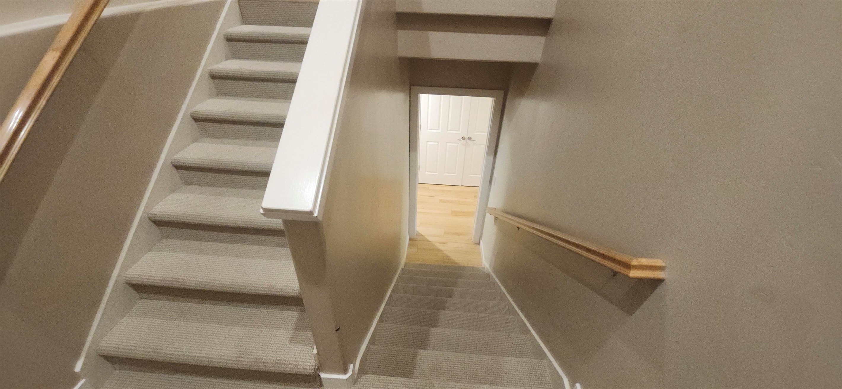 Stairs down to lower level unity