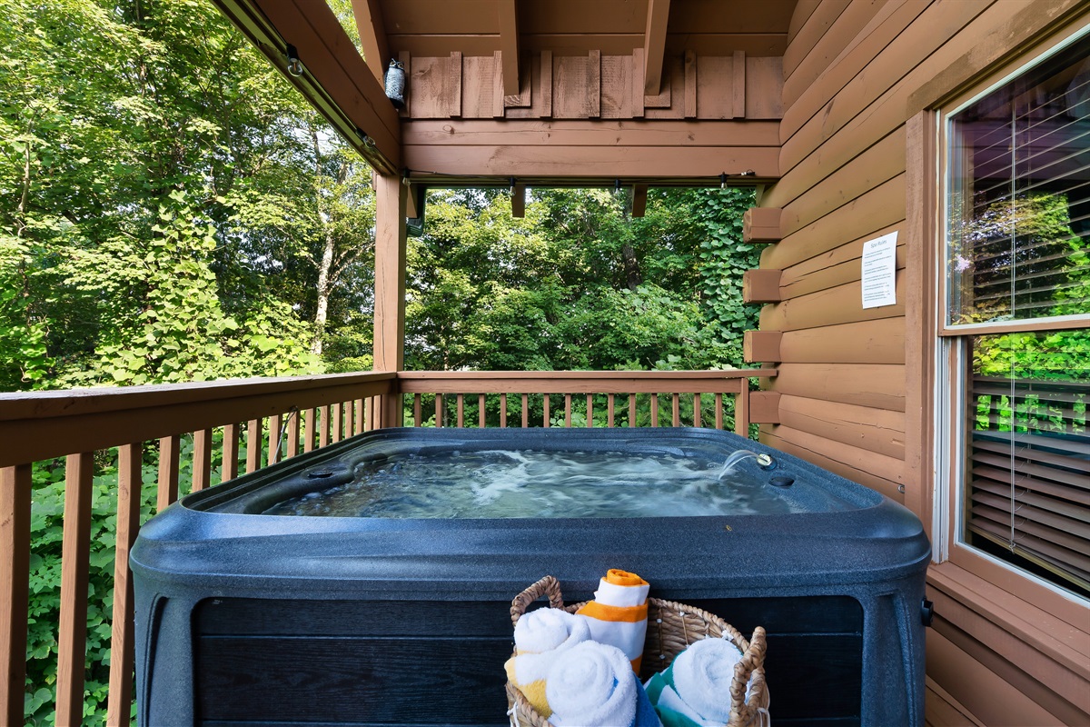 Private hot tub