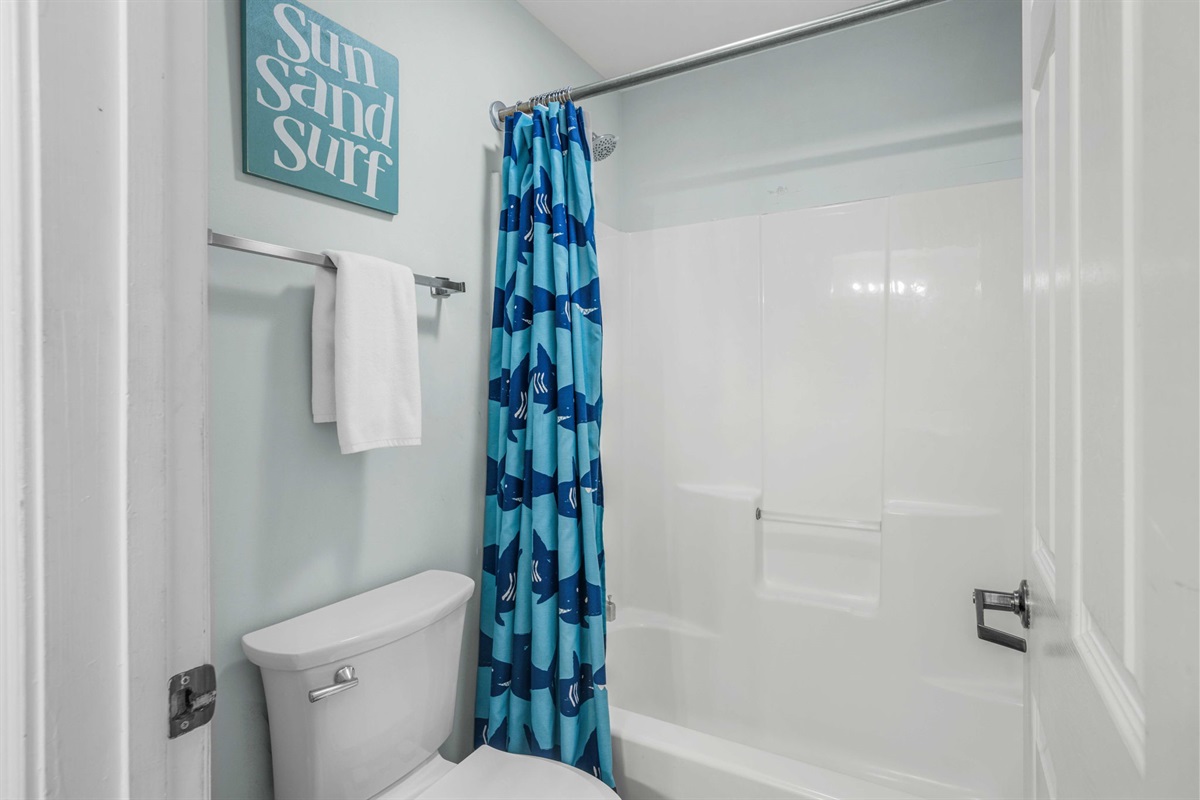 Bathroom 2: Jack n Jill bath | Sand Dollar | 102 Oceanview | 1116 Ocean Blvd, Isle of Palms, SC | IOP Escapes