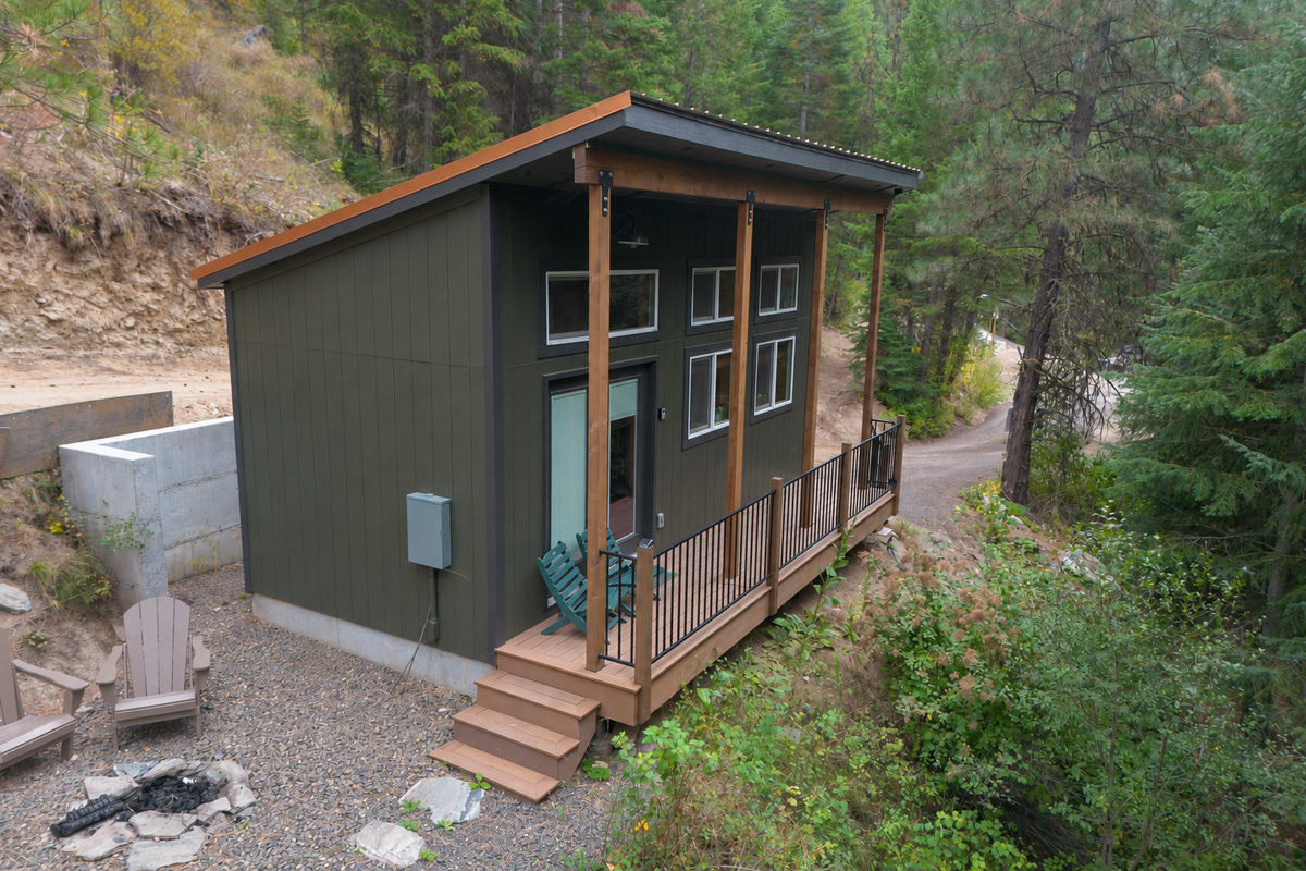 Hard to beat the seclusion, natural surroundings.  Watch the stress melt away in the Tiny Cottage Retreat!