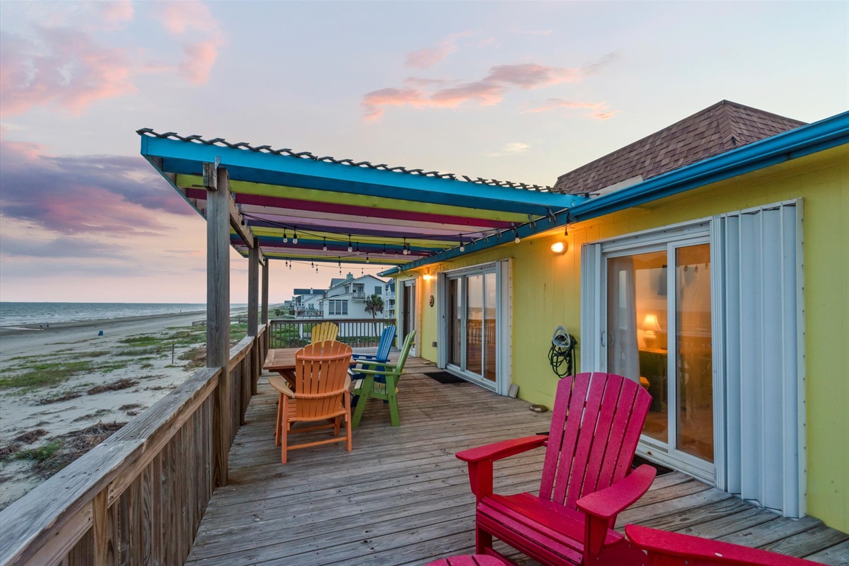 fff6e7d624304d2c8cf9c7c7c6150a8c Large | Beachhouse | Texas | TX | Vacation Homes | Galveston | Crystal Beach | Kokomo | Breezy Days | Beachfront Elegance | Sunrise Serenity | Southern Sands Property Management, LLC